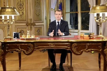 மது விருந்து... பிரான்ஸ் ஜனாதிபதி மாளிகையில் பெண் இராணுவ வீரருக்கு ஏற்பட்ட துயரம்