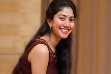 2 கோடி கொடுத்ததும் அந்த மாதிரி நடிக்க மறுத்த சாய் பல்லவி!! என்ன காரணம் தெரியுமா?