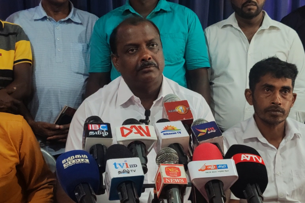 அரசு ஒதுக்கிய நிதியை திருப்பி அனுப்பிய பிரதேச சபை : ஜெகதீஸ்வரன் எம்.பி | Chettikulam Pradeshiya Sabha அரசு ஒதுக்கிய நிதியை திருப்பி அனுப்பிய பிரதேச சபை : ஜெகதீஸ்வரன் எம்.பி | Chettikulam Pradeshiya Sabha