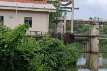 පවතින කාලගුණික තත්ත්වය මත මේ ප්‍රදේශයේ ජල පිරිපහදුව අත්හිටුවයි