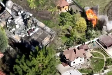 நேட்டோ வழங்கிய ஆயுதத்தைக் கொண்டு ரஷ்ய இராணுவ தளத்தைச் சிதறடித்த உக்ரைன்: வெளியான வீடியோ ஆதாரம்