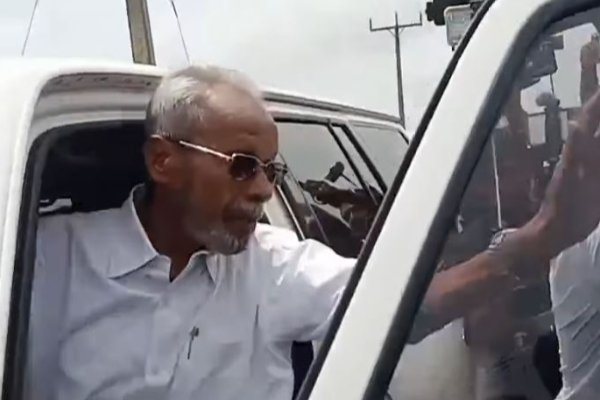 தமிழரசுக் கட்சியை மலினப்படுத்தி அழிக்க நினைப்பது பகல் கனவே.. சி.வீ.கே திட்டவட்டம் | Ilankai Tamilarasu Katchi Gajendrakumar