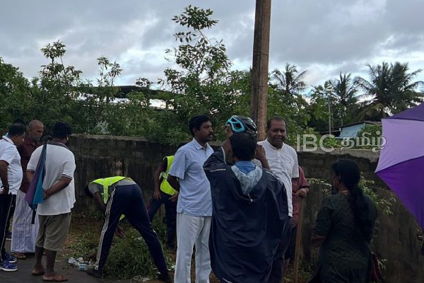 மாவீரர் நாளுக்கு தயாராகும் யாழ் துயிலும் இல்லங்கள் - இராணுவ அச்சுறுத்தலால் தர்க்கம் (படங்கள்) | Maveerar Nal 2022
