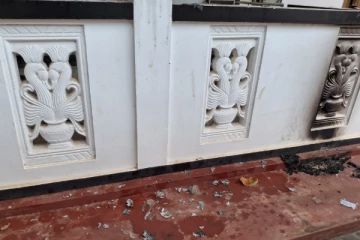 கிளிநொச்சியில் வீடொன்றின் மீது பெற்றோல் குண்டு தாக்குதல்