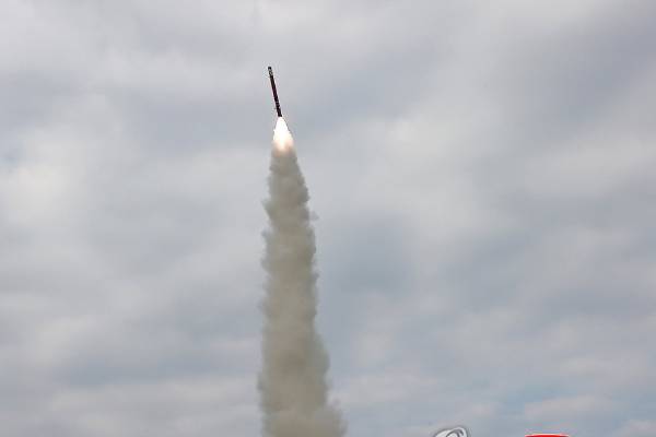 தென் கொரியாவிற்கு விஜயம் செய்யும் ட்ரம்ப்... அதிரடியாக வட கொரியா செய்த சம்பவம் | North Korea Test Fired Cruise Missiles தென் கொரியாவிற்கு விஜயம் செய்யும் ட்ரம்ப்... அதிரடியாக வட கொரியா செய்த சம்பவம் | North Korea Test Fired Cruise Missiles