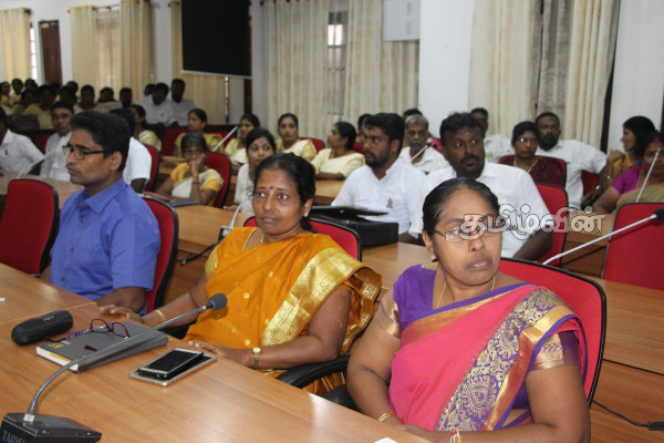 யாழில் பொலிஸாரால் கிராம சேவையாளர்களுக்கு ஏற்பட்டுள்ள சிக்கல்(Photos) | Public Accusation Of Village Officials
