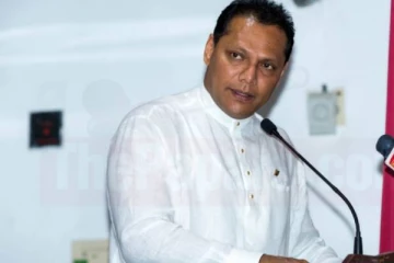 பிரதமர் மஹிந்தவின் மகன் எனக்கு சாவல் இல்லை! அமைச்சர் தயாசிறி