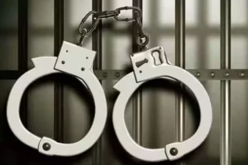 மாயாஜால வித்தைக்கார் ஜஸ் போதைப்பொருளுடன் கைது