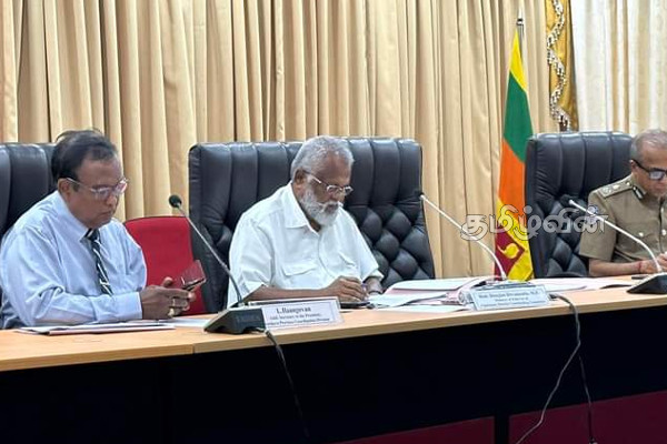 யாழில் போதைப்பொருள் பரவலை கட்டுப்படுத்த டக்ளஸ் தலைமையில் கலந்துரையாடல்(Photos) | Douglas Information Regarding Drugs