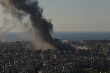 ஈரானின் இடைவிடாத தாக்குதல்களால் அதிரும் வளைகுடா நாடுகள்!