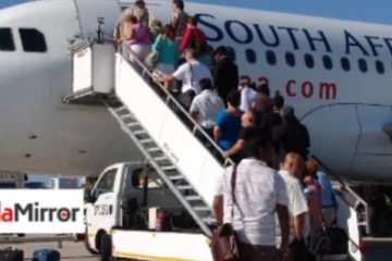தென் ஆப்பிரிக்கா விமானங்களுக்கு தடை விதித்த நாடு