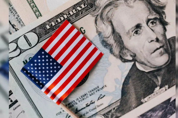 அமெரிக்க கிரீன் கார்ட் தொடர்பில் வெளியான அதிரடி அறிவிப்பு | Foreigners No Longer Business Loans Green Card