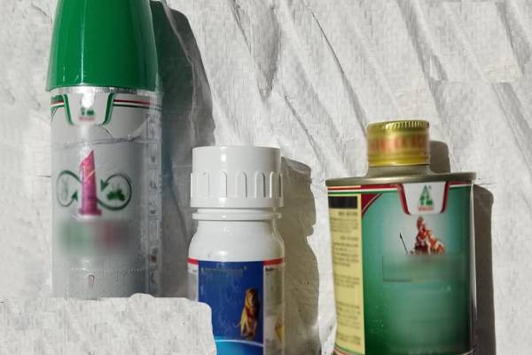 பெருந்தொகையான விவசாய இரசாயனங்களுடன் ஒருவர் கைது | One Arrested Large Quantity Agricultural Chemicals