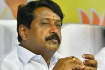 இது மோடி ஆட்சி, நினைத்தால் தமிழ்நாட்டை இரண்டாக பிரித்துவிடுவோம்! பாஜக பிரமுகர் சர்ச்சை பேச்சு