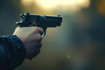 பொலிஸ் உத்தரவை மீறிய மோட்டார் சைக்கிள் மீது துப்பாக்கிச் சூடு