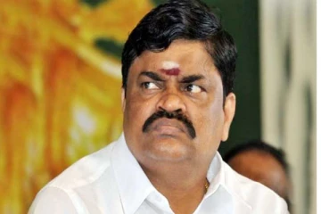 திருப்பதிக்கு நெய் அனுப்பியதில் நடந்த முறைகேடு - ராஜேந்திர பாலாஜிக்கு தொடர்பா?