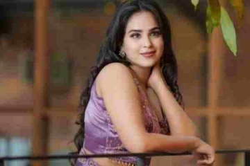 நிச்சயதார்த்தம் முடித்த சீரியல் நடிகை கண்மணியின் அழகிய புகைப்படங்கள்