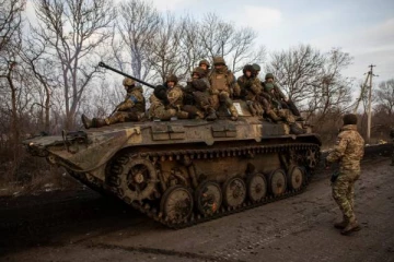 உக்ரைனில் மிகப்பெரிய தற்கொலைப் படை தாக்குதலுக்கு திட்டம் தீட்டிய புடின்!