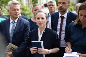 பிரதமர் வேட்பாளரை ஏற்க மேக்ரான் மறுப்பு: பிரான்ஸ் அரசியலில் குழப்பம்