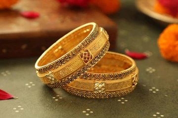 எகிறிய வேகத்தில் இறங்கிய தங்கம் விலை - எவ்வளவு தெரியுமா?