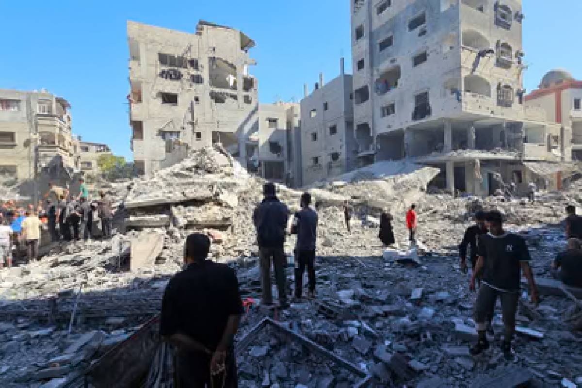 காசாவில் இஸ்ரேலியத் தாக்குதல்: 5 பேர் பலி | Israeli Attack In Gaza 5 People Killed காசாவில் இஸ்ரேலியத் தாக்குதல்: 5 பேர் பலி | Israeli Attack In Gaza 5 People Killed