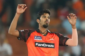 ஐபிஎல் தொடரில் இருந்து வெளியேறும் தமிழக வீரர்: ஹைதராபாத் அணிக்கு பின்னடைவு