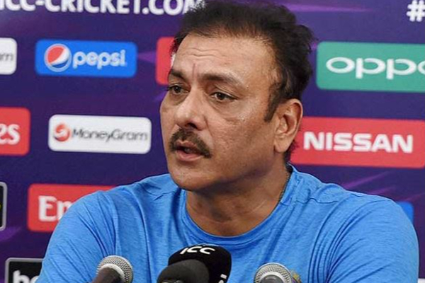 என்ன நான் ஐ.பி.எல் இருக்கேனா ? அந்தர் பல்டி அடித்த ரவி சாஸ்திரி , காரணம் என்ன? - தமிழ்நாடு