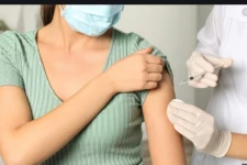 இலங்கையில் முதல் கொரோனா தடுப்பூசி யாருக்கு போடப்படும் தெரியுமா? வெளிவந்த புதிய தகவல்
