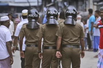 பல மோசமான சம்பவங்கள்; 29 வயது கணவனும் 23 வயது மனைவியும் கைது