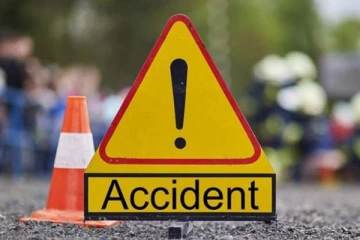 රිය අනතුරු දෙකකින් දෙදෙනෙක් ජිවිතක්ෂයට..