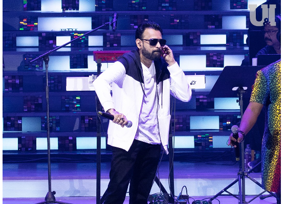 சரத்குமார் மகளையும் விட்டுவைக்காத நடிகர் பிரேம்ஜி.. நம்ம குடும்பத்துக்கு இதெல்லாம் தேவையா? | Premgi Amaran React Varalakshmi Photoshoot Trolls