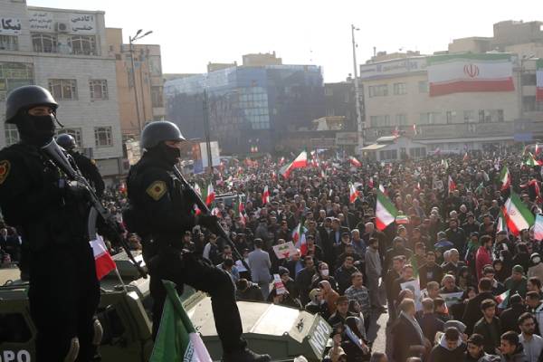 கொடூர ஒடுக்குமுறைக்கு பதிலடி... ஈரான் மீது பாய்ந்த அமெரிக்காவின் நடவடிக்கை | Us Sanctions Iran Shadow Fleet கொடூர ஒடுக்குமுறைக்கு பதிலடி... ஈரான் மீது பாய்ந்த அமெரிக்காவின் நடவடிக்கை | Us Sanctions Iran Shadow Fleet