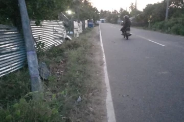 யாழில் வீட்டிற்கு முன்னால் புல்லு பிடுங்கிய குடும்பஸ்தருக்கு நேர்ந்த துயரம்