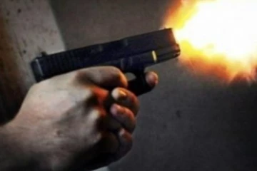 ප්‍රධාන මාර්ගයක වෙඩි තැබීමක් - පුද්ගලයෙක් ජිවිතක්ෂයට..