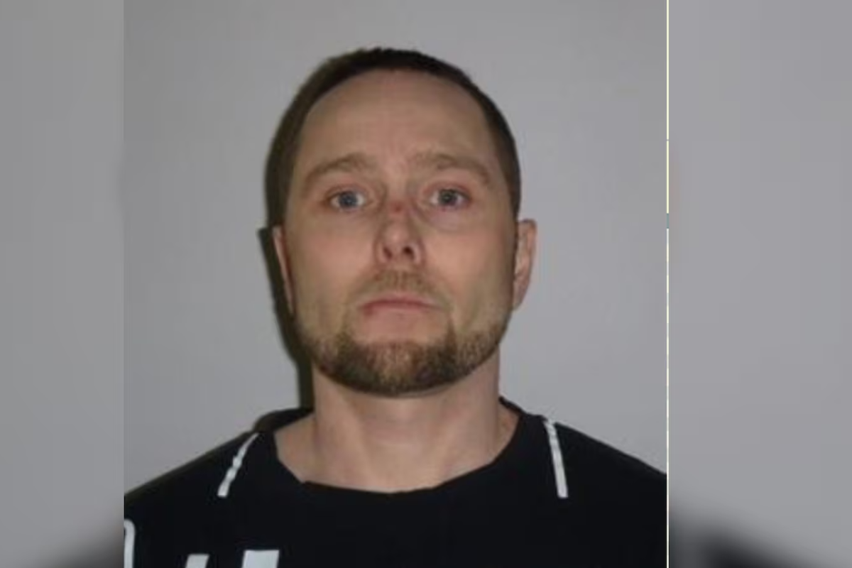 கனடாவில் 6 ஆண்டுகளாக தேடப்பட்ட நபர் கைது | Quebec Fugitive Arrested In Alberta After Six Year