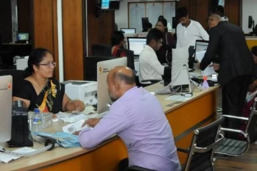 நாட்டில் உள்ள அரச ஊழியர்களுக்கு காத்திருக்கும் பாரிய அதிர்ச்சி