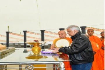 ජනපති අද සිදුකළ සුවිශේෂී කටයුත්ත..