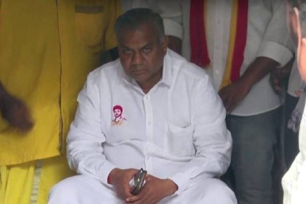 ஒருவழியாக வெளியே தலைகாட்டிய புஸ்ஸி ஆனந்த் - முக்கிய பொறுப்பு கொடுத்த விஜய்! | Tvk Bussy Anand Emerges Vijay Hands Key Role