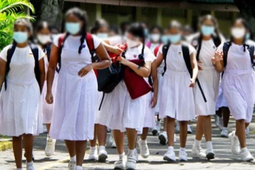 ஆசிரியர் மீது அரசியல் கட்சி உறுப்பினர்கள் மூர்க்கத்தனமாக தாக்குதல்!