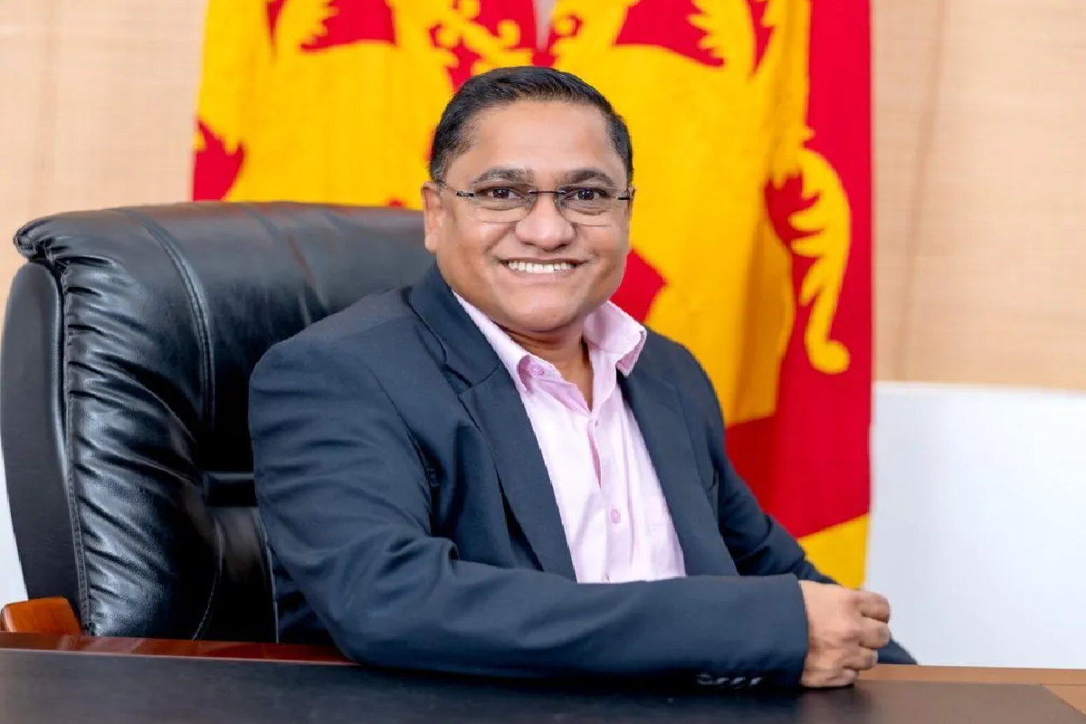 எரிபொருள் தட்டுப்பாட்டை தவிர்க்க அரசாங்கத்தின் புதிய முயற்சி ; விஜித ஹேரத் வெளியிட்ட தகவல் | New Effort To Prevent Fuel Shortage எரிபொருள் தட்டுப்பாட்டை தவிர்க்க அரசாங்கத்தின் புதிய முயற்சி ; விஜித ஹேரத் வெளியிட்ட தகவல் | New Effort To Prevent Fuel Shortage