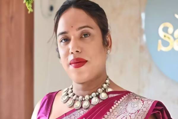 திருநங்கை செலிபிரிட்டி திருமணம்.. அமலா பாலுக்கு வந்த திடீர் அழைப்பு- நடந்தது என்ன? | Bigg Boss Jaanmoni Das Abhishek Wedding Amala Paul