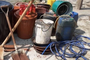 யாழில் பொலிஸாரின் சுற்றிவளைப்பில் தலைதெறிக்க ஓடிய நபர்கள்!