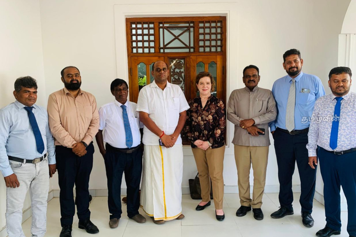 கனேடிய உயர்ஸ்தானிகர் - தமிழ் அரசுக் கட்சியின் எம்.பிக்கள் சந்திப்பு | Canadian High Commissioner Itak Mps Meeting