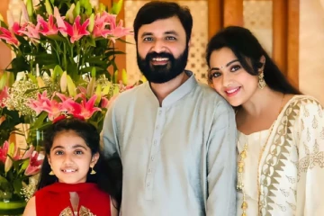 இறந்த கணவர் பற்றி மீனா உருக்கமான பதிவு! ஆறுதல் சொல்லும் ரசிகர்கள்