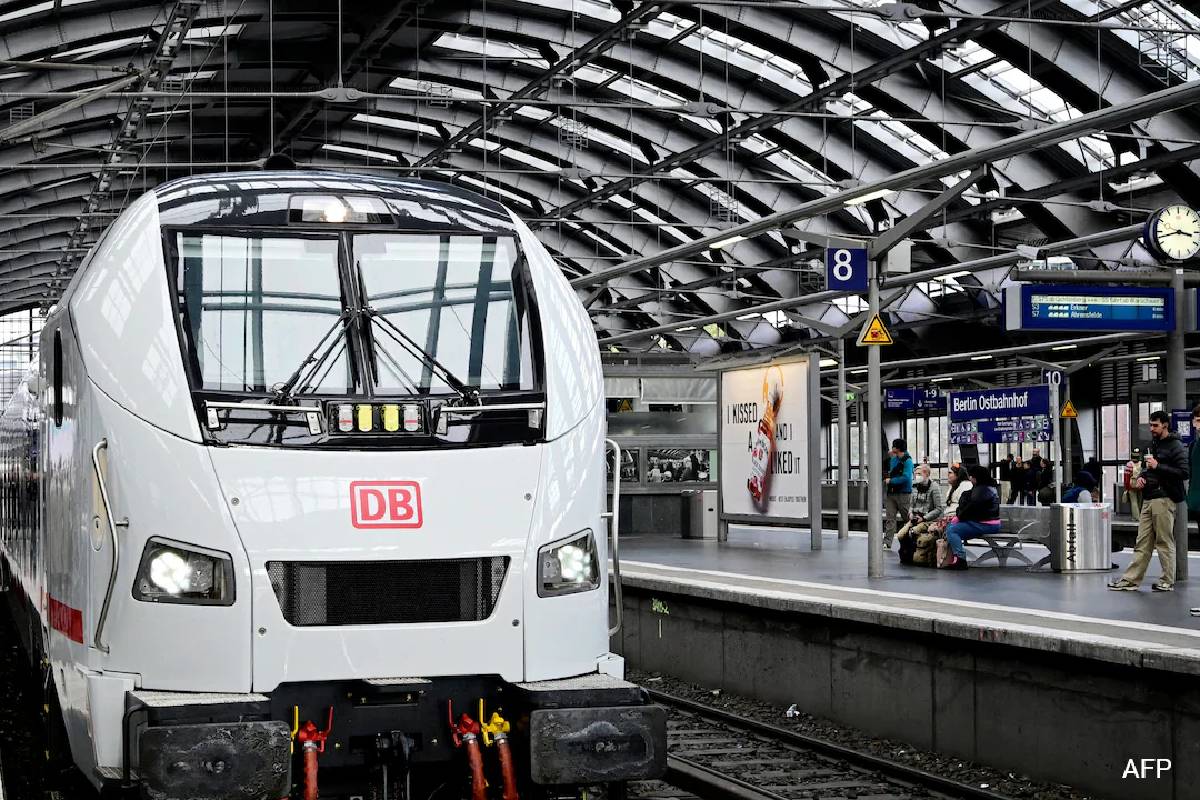 ரயிலில் பயணிக்கவேண்டாம்: ஜேர்மன் மக்களுக்கு ஆலோசனை | Germany Advise People To Postpone Train Journeys