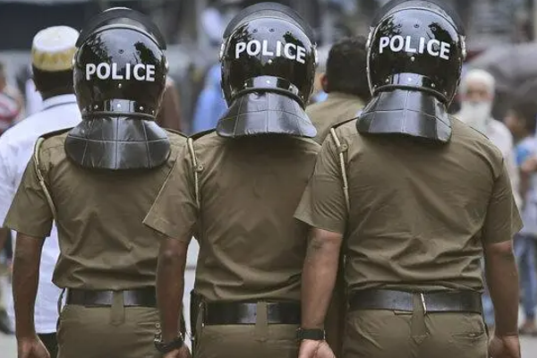 நாடளாவிய ரீதியில் இடம்பெற்ற கைது நடவடிக்கைகள் | Arrested With 5 Liter Liquid In Jaffna
