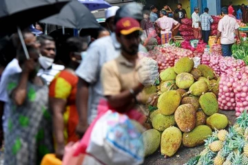 இலங்கையில் பொருட்களின் விலை உயர்வு - கடும் நெருக்கடியில் மக்கள்
