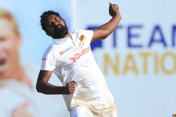 டெஸ்ட் கிரிக்கெட்டில் உலக சாதனை படைத்த இலங்கை நட்சத்திரம்!