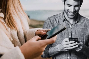 காதலர்களே உஷார்..சாட்டிங் செய்யும்போது இந்த விஷயங்கள் செய்வதை தவிர்த்திடுங்கள்!