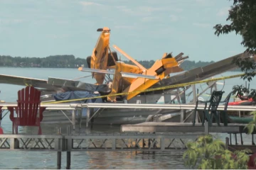 கனடாவில் விமானம் மோதியதில் உயிரிழந்த சிறுவன்